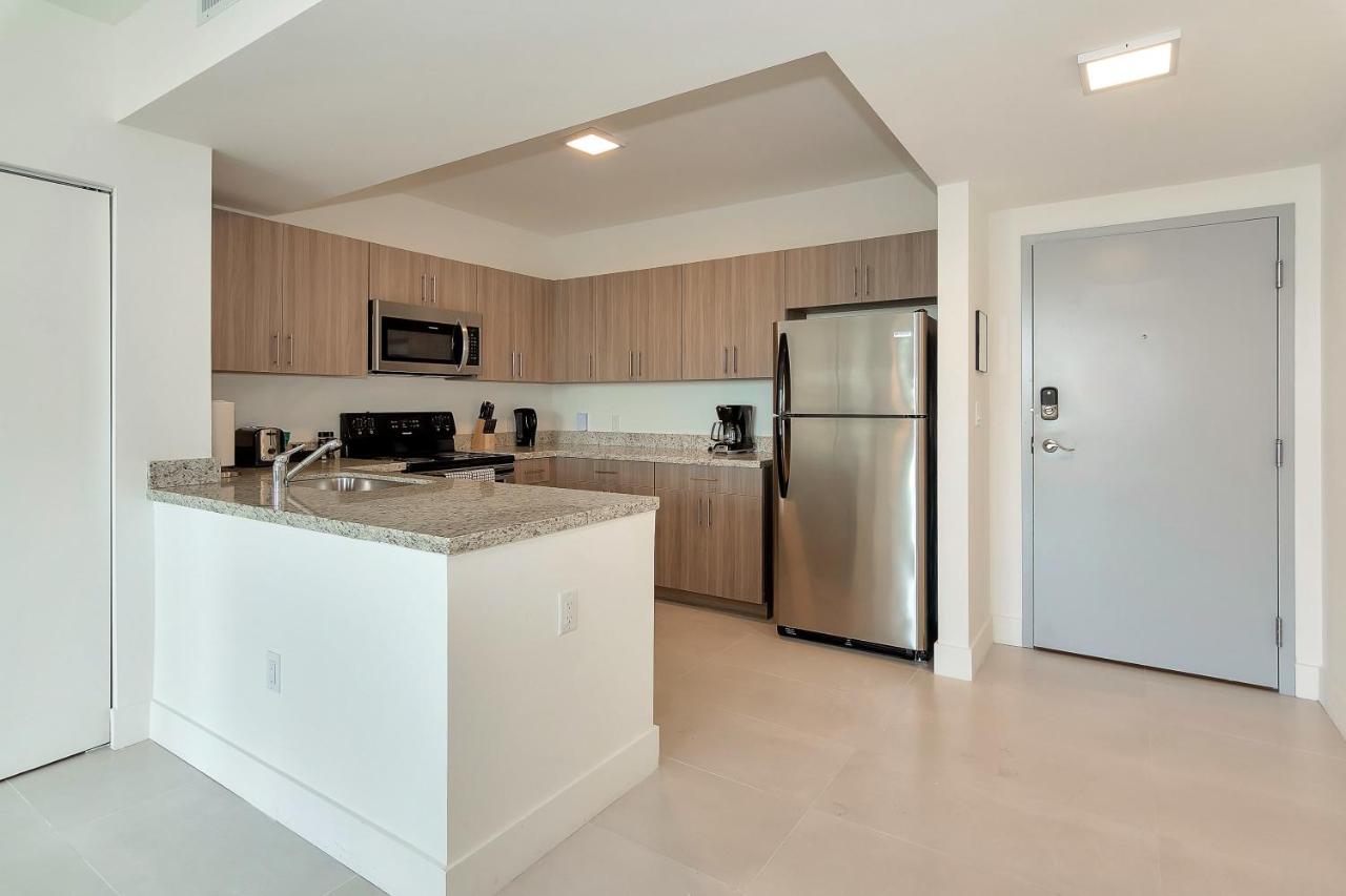 Roami At Grove 27 Apartment Miami Exterior foto
