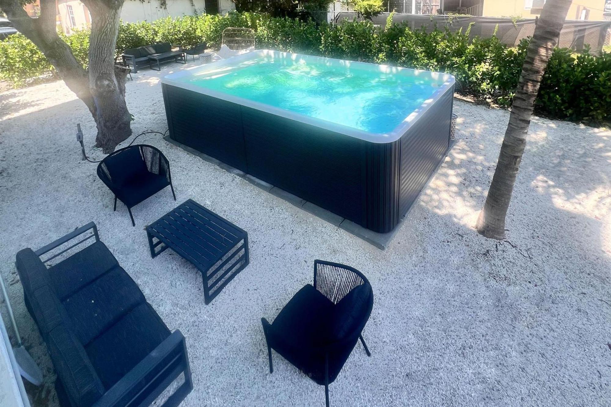 Roami At Grove 27 Apartment Miami Exterior foto